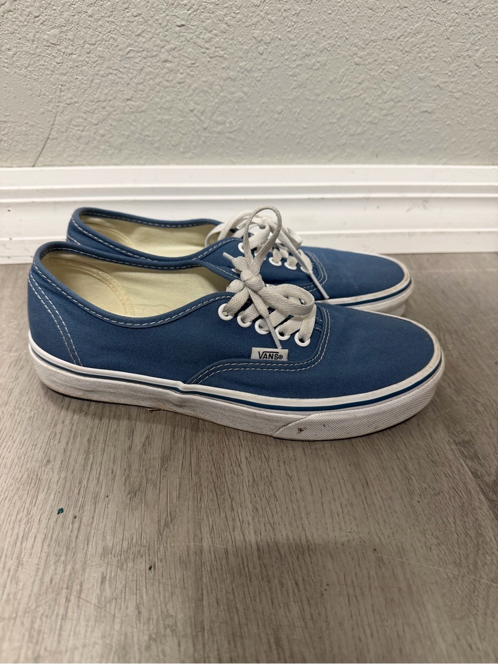 Vans Black Leopard High-Top & Blue Canvas Low-Top Sneakers size 8 & 8.5 - Picture 9 of 12